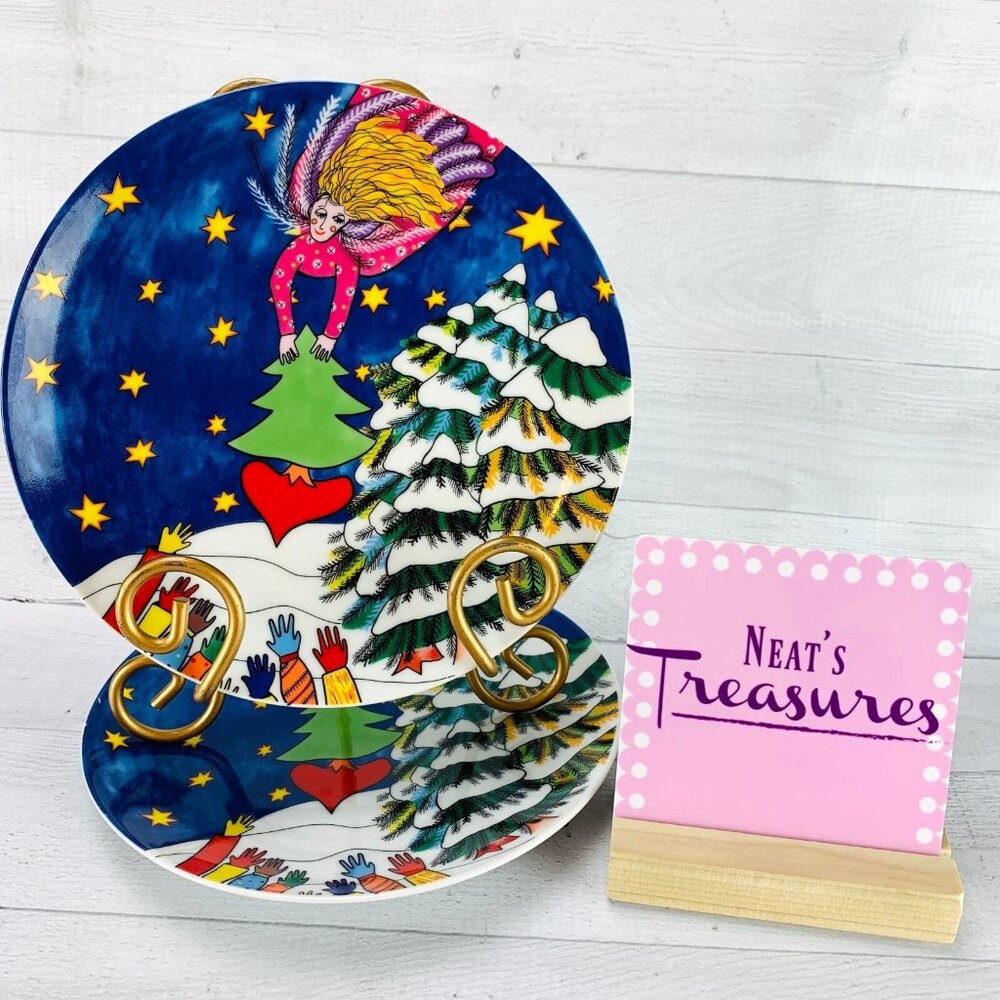 Vintage Kiki 1997 CHRISTMAS LOVE FOR EVERYONE Angel Decorative Salad Plate Set 2